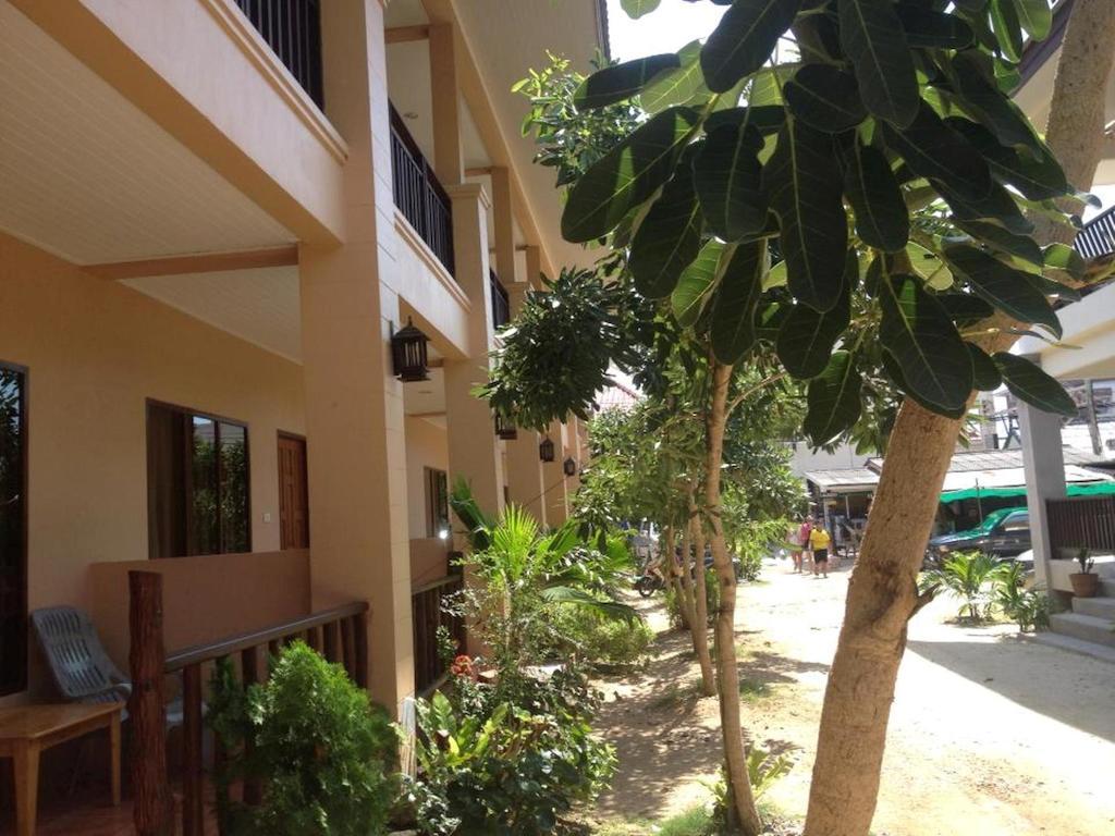 Bank Guest House Haad Rin Exterior foto
